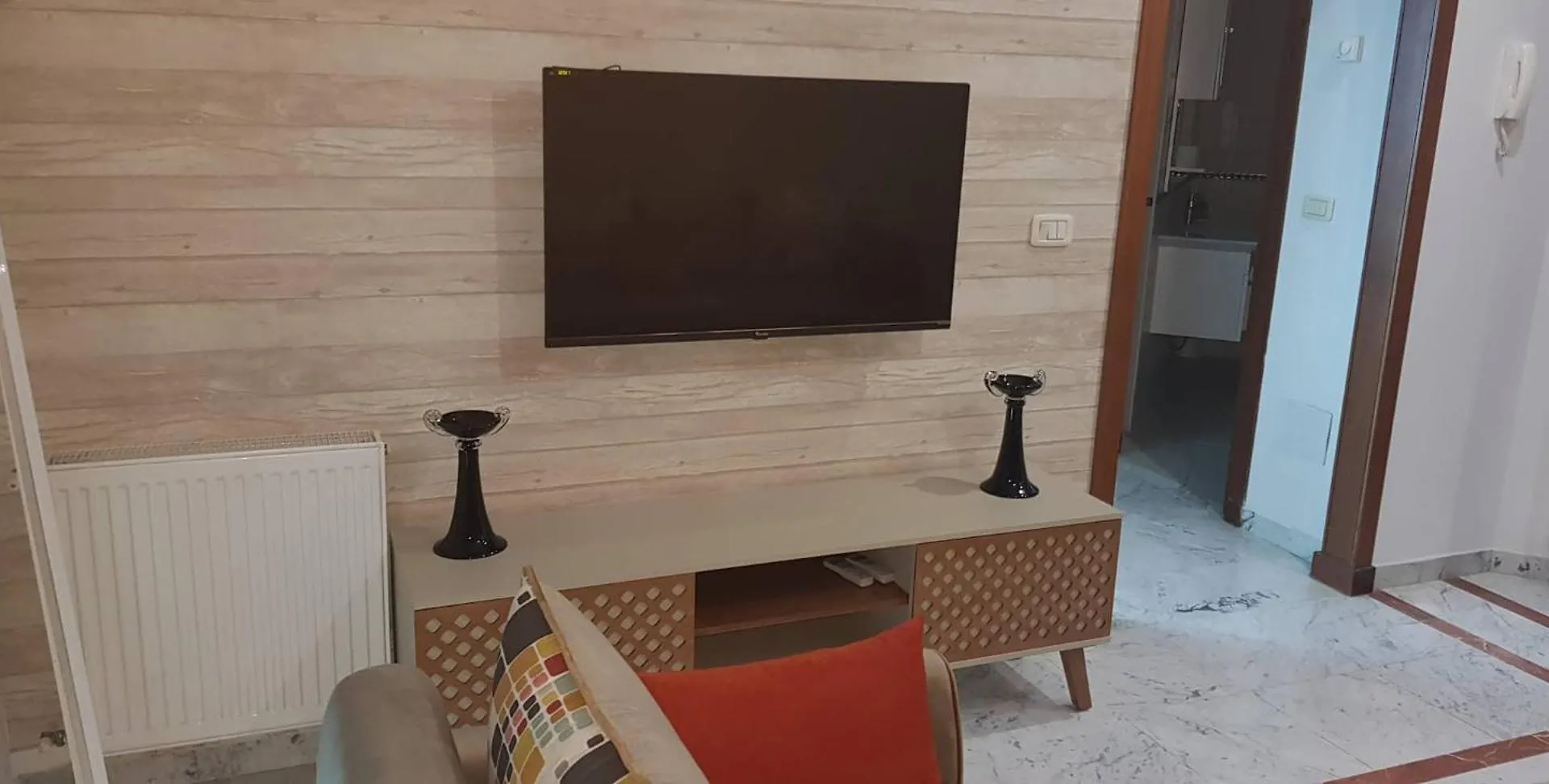 Charming And Cosy Apartment Close To Tunisia Mall Lac2 Tunis